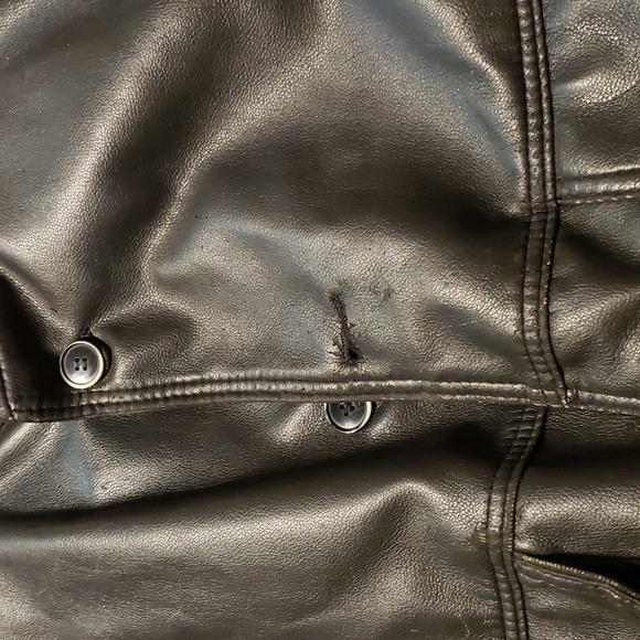 Alta Moda Ladies Leather Jacket - Picture 6 of 8